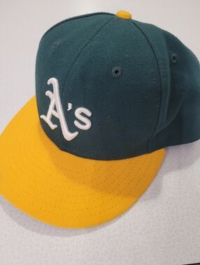 Oakland A's FItted Hat 7 1/4 New Era Official On Field Cap MLB Baseball